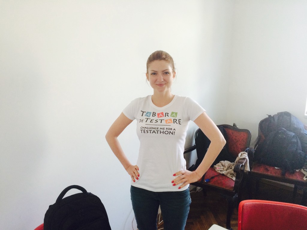 Ada cu tricou TdT la testathon-ul ChallengeMe